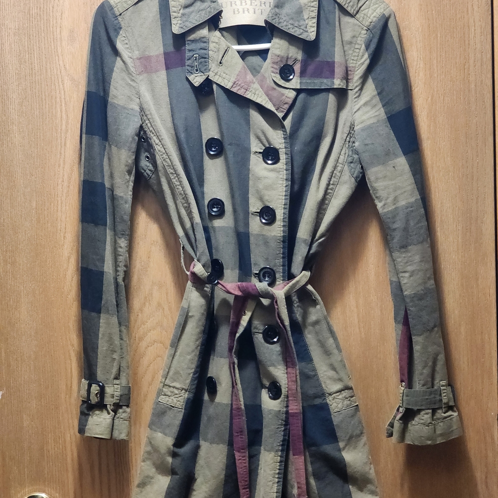 Burberry Women's Check Trench Coat - Black and Tan
